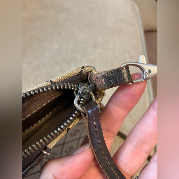 Vintage Dooney and Bourke brown canvas and leather purse - Picture 8 of 10